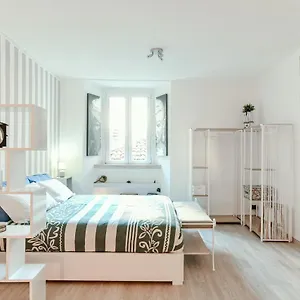  Apartment Casa La Calcina Italy